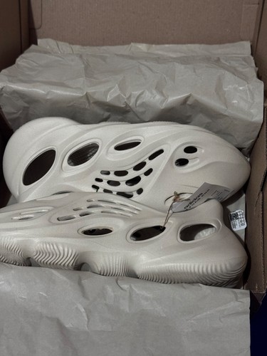Yzy foam runner size 42 - yzy,