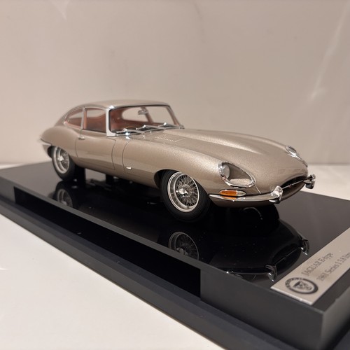 Modellino auto amalgama - amalgama, 1/18