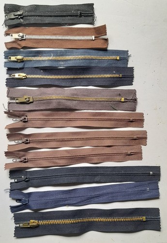 Stock rimanenze cerniere lampo - cerniere,