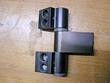 cerniere per porte blindate/pesanti per infissi in alluminio o adattabili DORMA