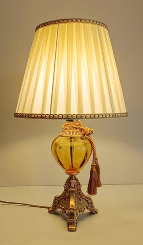Lampada comodino elegante - lampada,