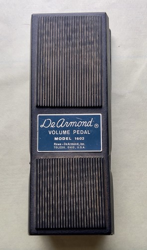 Dearmond 1602 pedale - pedale, volume