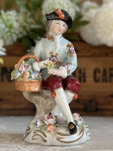 Statuina porcellana vintage