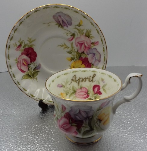 Tazza piattino vintage royal - e,