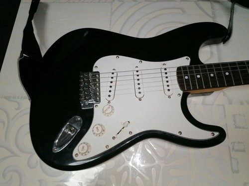 Chitarra elettrica - chitarra,