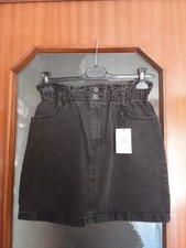Minigonna nera in jeans