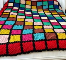 Coperta all’uncinetto fatta