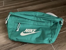 Borsa a tracolla Nike Tech