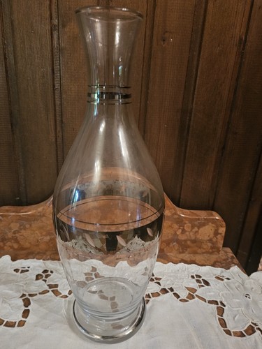Bottiglia decanter vintage in - vintage,