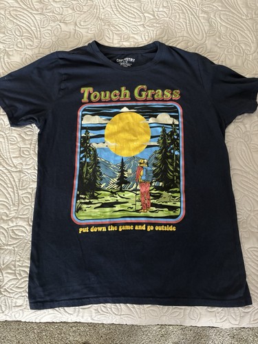 Touch grass metti giù il - touch,