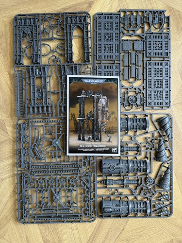 Battlezone mechanicus tectonic - battlezone,
