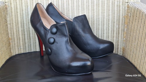 Christian louboutin est - christian,