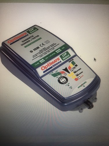 Mantenitore carica batterie - di,