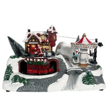 Villaggio di Natale Innevato con Movimento Luci e Musica, 28x16x20 cm - 8072