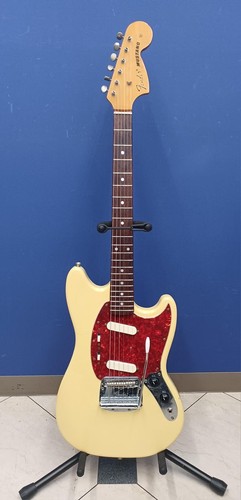 Fender japan mg69 - fender, mustang
