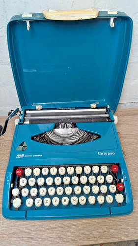 Vintage 1970s smith corona - smith,
