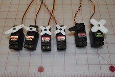 Lotto 6 servo Hitec. Tutto