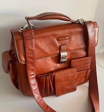 Elegante accessoriata   pelle