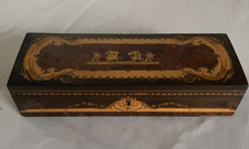 Antico portaoggetti in legno