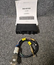 microHam DigiKeyer con cavo e