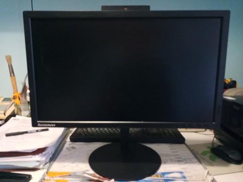Monitor lenovo modello t2224zd - monitor,