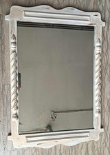 SPECCHIO CON CORNICE BIANCA TIPO SHABBY DIM.CM 62X87