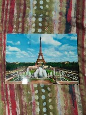 ***PARIS POSTCARD - THE EIFFEL