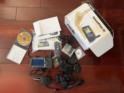 Garmin street pilot iii - garmin,