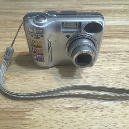 Nikon coolpix e5600 fotocamera - nikon,