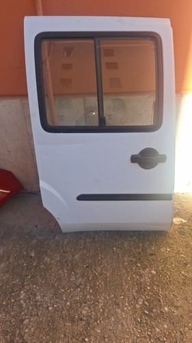 Porta laterale destra - porta,