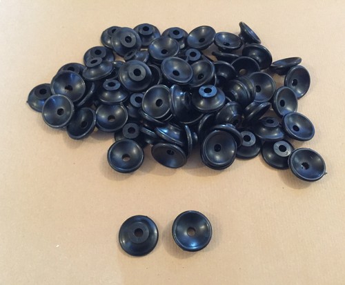 100 bottoni tacchetti
