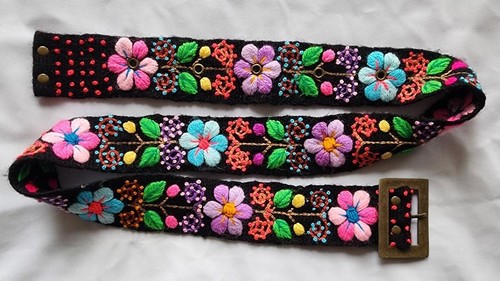 Bellissima cintura fiori - di,