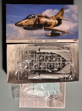 HASEGAWA 09729 - A-4KU SKYHAWK