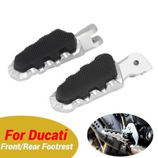 1 Paio Poggiapiedi per Ducati