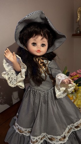 Bellissima bambola vintage - bambola,
