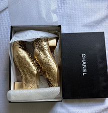 Nuovo! Oxford Chanel Cruise