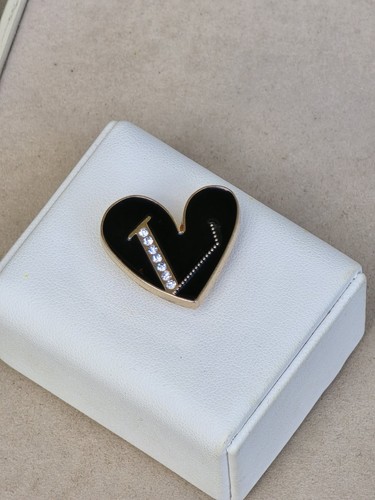 Spilla decorativa love cuore - decorativa, i