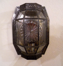 PORTACANDELE DA PARETE IN LATTA FORATA MESSICANO VINTAGE CON 15 PANNELLI DI VETRO 11 1/2/8 1/2