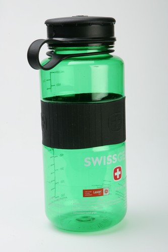 Bicchiere bottiglia acqua