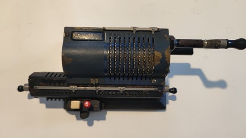 Calcolatrice meccanica manuale - meccanica,
