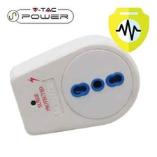 protezione sovratensioni elettriche spina italiana fulmini 220-240 volt bianco