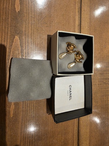 Orecchino vintage chanel - vintage,