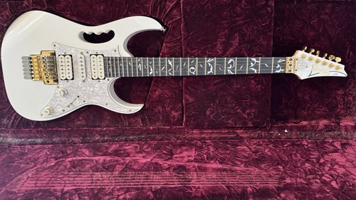 Ibanez jem7vwh steve - ibanez,
