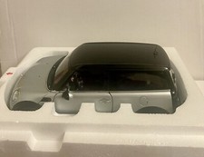 Kyosho 1:18 Mini Cooper