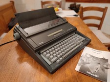 Macchina da scrivere Olivetti