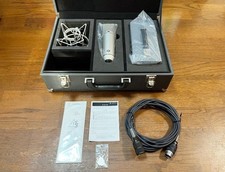 Set microfono Neumann U67 Reissue usato in ottime condizioni microfono classico