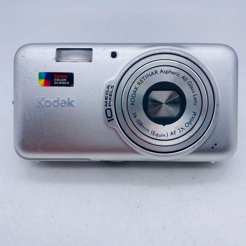 Fotocamera digitale compatta