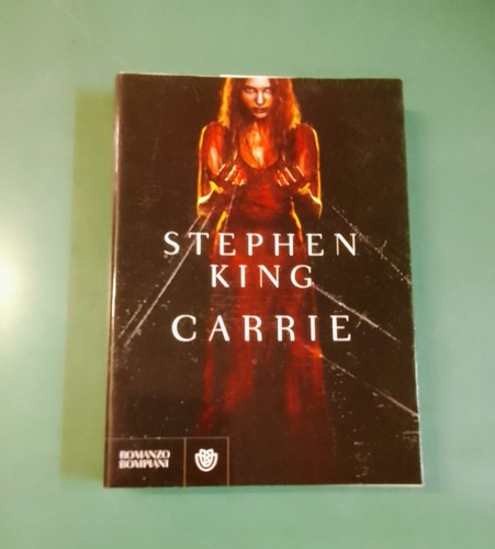 Stephen king carrie i - ", carrie"-