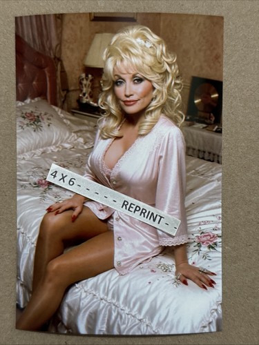 Dolly parton seduto su - parton,