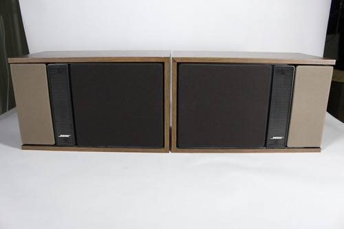 Altoparlanti stereo sinistro - , e